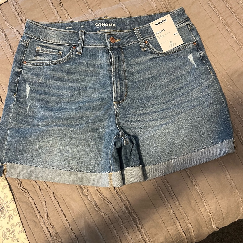 Sonoma Women's Light Blue Jean Shorts